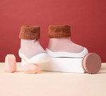 Cargar imagen en el visor de la galería, TinyTrail™ Évoque les premiers pas et un positionnement premium.