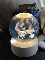 Charger l'image dans la galerie, Souvenir&Love™Sphère en cristal avec gravure personnalisée