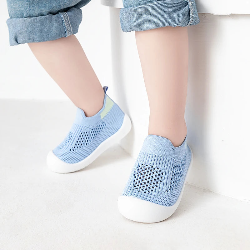 Toddler Baby Summer Mesh Breathable First Walker Pure Color Girls Boys 0-3T Non-Slip Casual Shoes Lightweight Sneakers Sandals